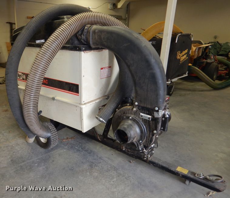 image for item JE9687 Agri-Fab HD 1000 lawn vacuum