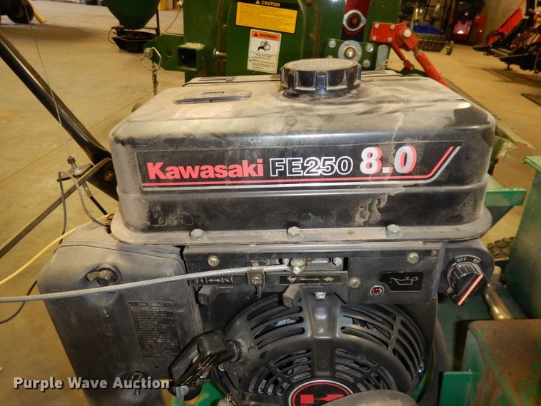 image for item JE9691 2006 Lesco Commercial Plus seeder
