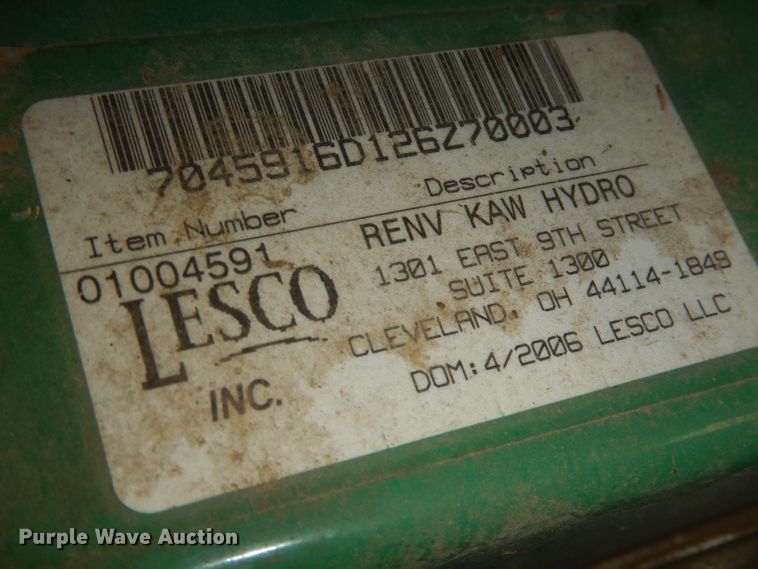 image for item JE9691 2006 Lesco Commercial Plus seeder