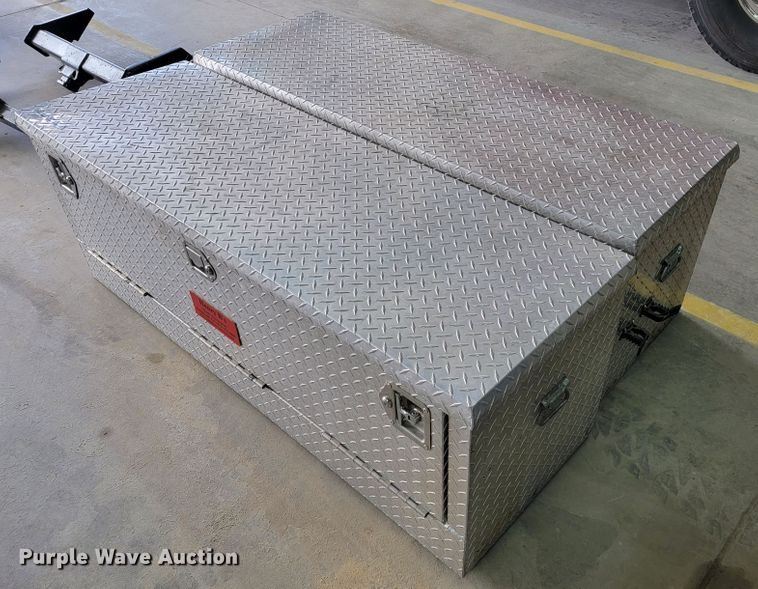 image for item JE9866 (2) tool boxes