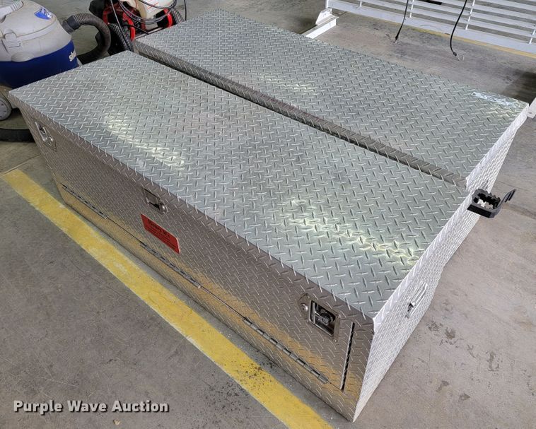 image for item JE9866 (2) tool boxes