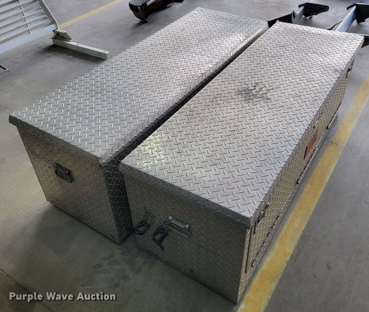 image for item JE9866 (2) tool boxes