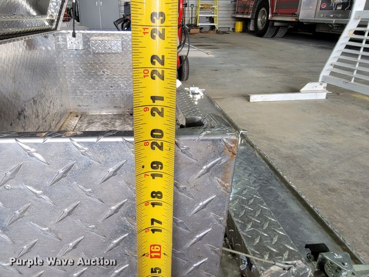 image for item JE9866 (2) tool boxes