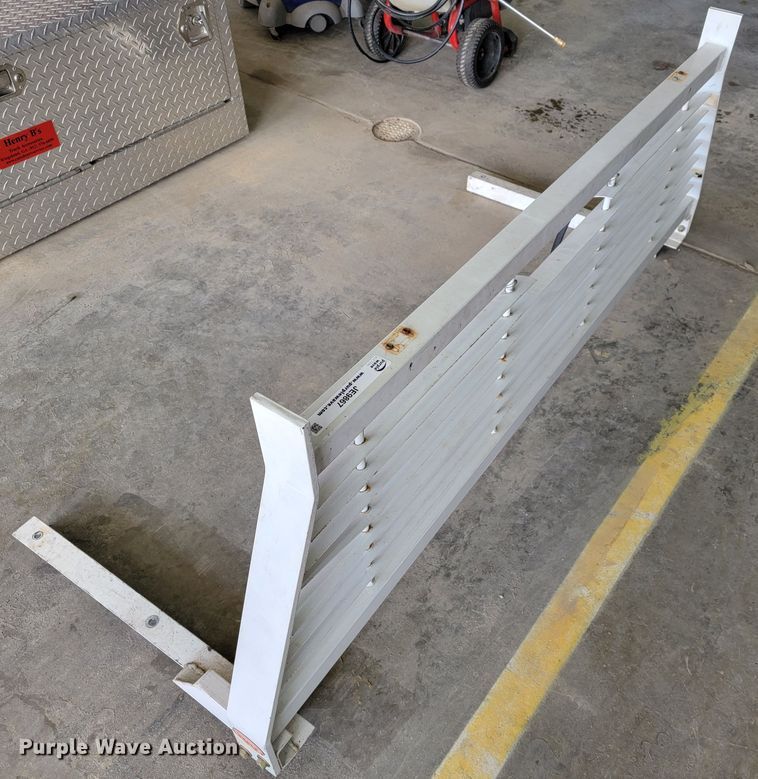 image for item JE9867 Headache rack