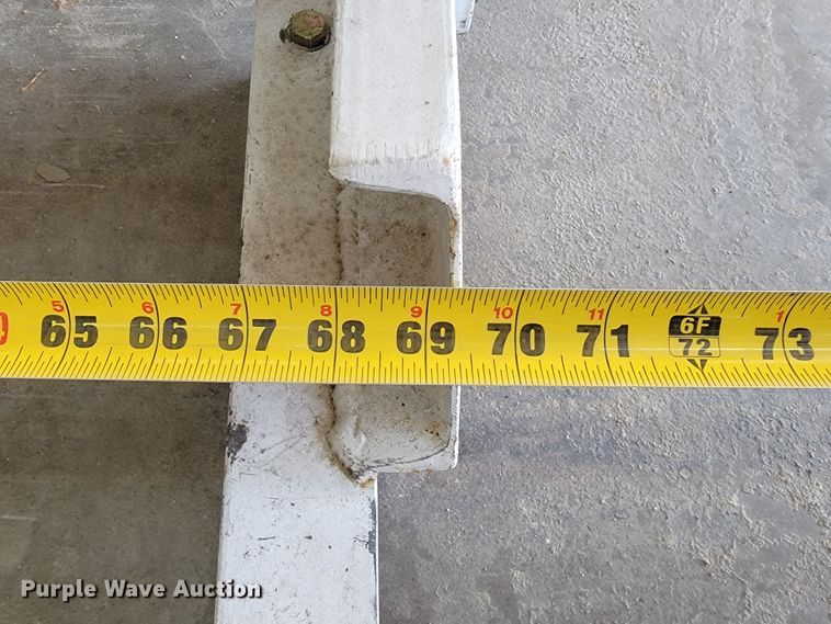 image for item JE9867 Headache rack