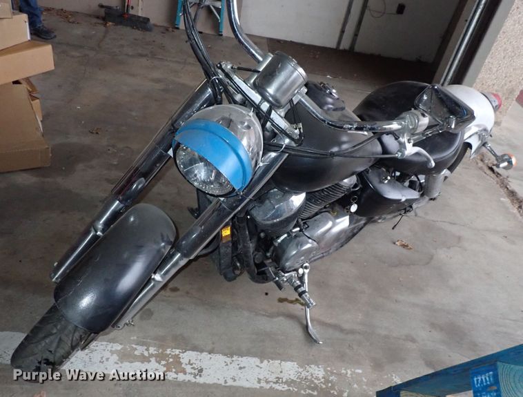 image for item JT9896 2000 Honda VT750CD2  motorcycle