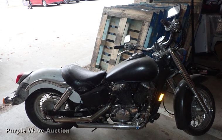 image for item JT9896 2000 Honda VT750CD2  motorcycle