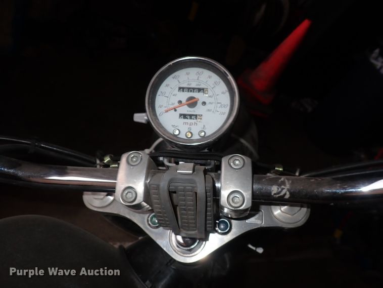 image for item JT9896 2000 Honda VT750CD2  motorcycle