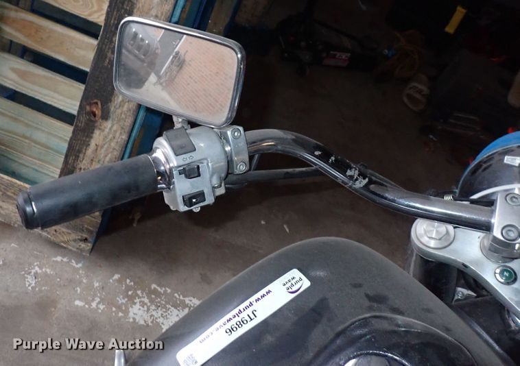 image for item JT9896 2000 Honda VT750CD2  motorcycle