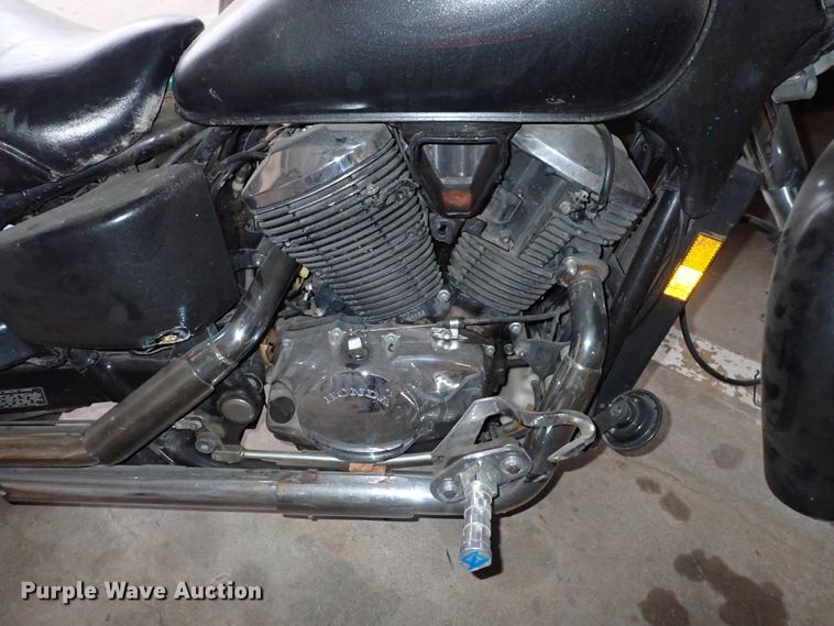 image for item JT9896 2000 Honda VT750CD2  motorcycle