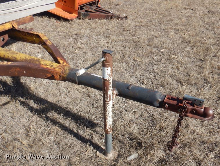 image for item KE9300 Tank trailer