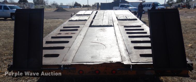 image for item KE9302 Transport XTT 20  tilt deck equipment trailer