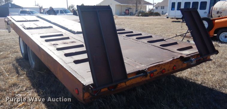 image for item KE9302 Transport XTT 20  tilt deck equipment trailer