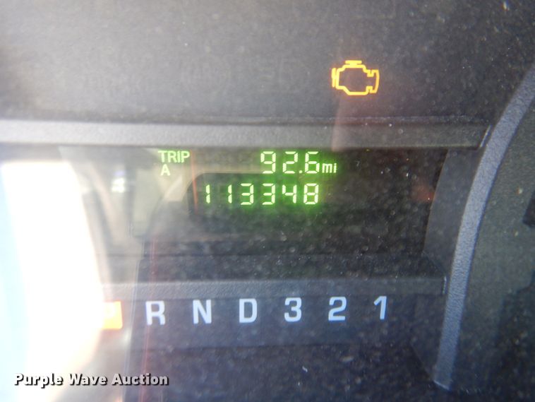 image for item KE9305 2010 Ford Econoline E450  shuttle bus