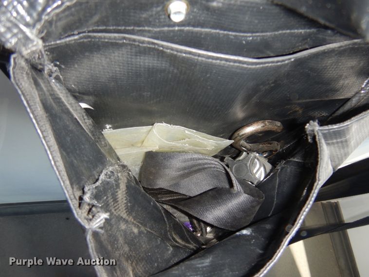 image for item KE9305 2010 Ford Econoline E450  shuttle bus