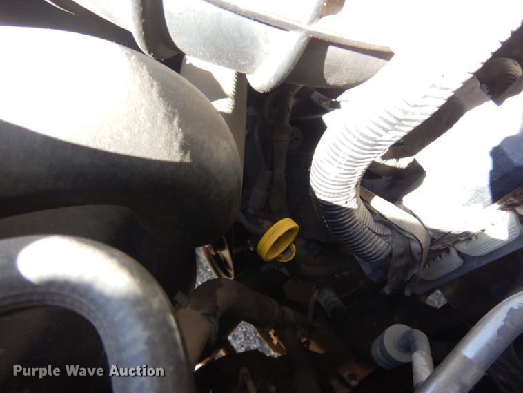 image for item KE9305 2010 Ford Econoline E450  shuttle bus