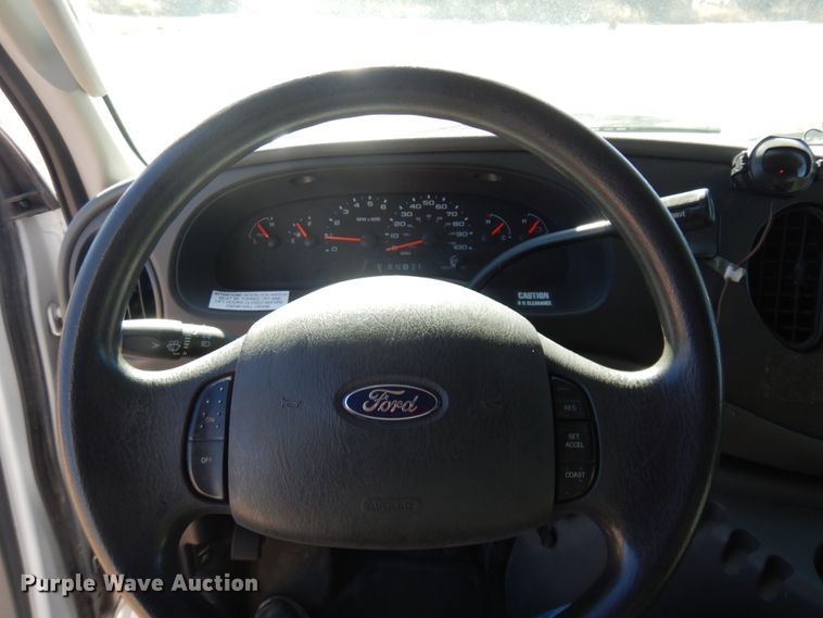 image for item KE9306 2004 Ford E350 XLT Super Duty  handicap accessible van