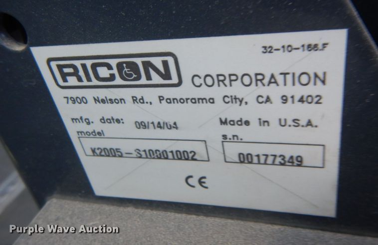 image for item KE9306 2004 Ford E350 XLT Super Duty  handicap accessible van