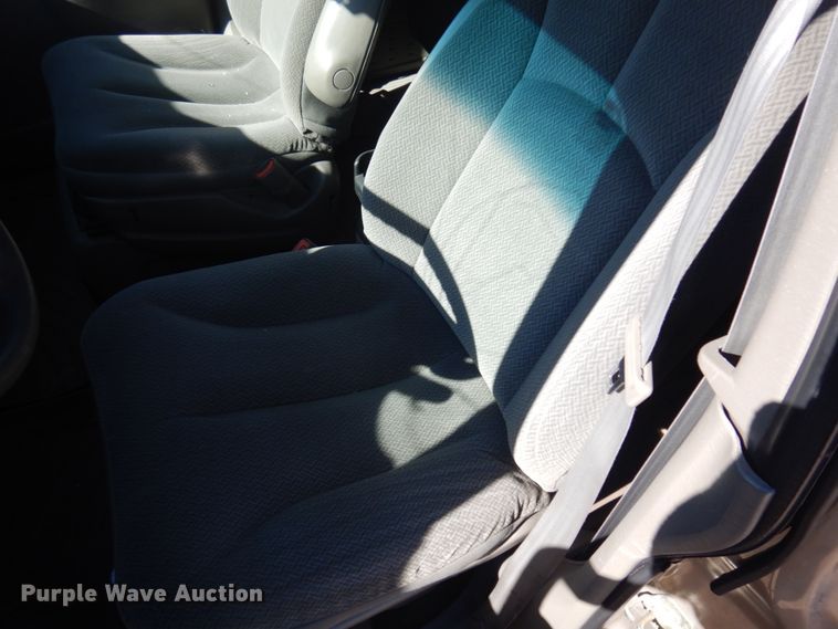 image for item KE9307 2004 Dodge Grand Caravan  van