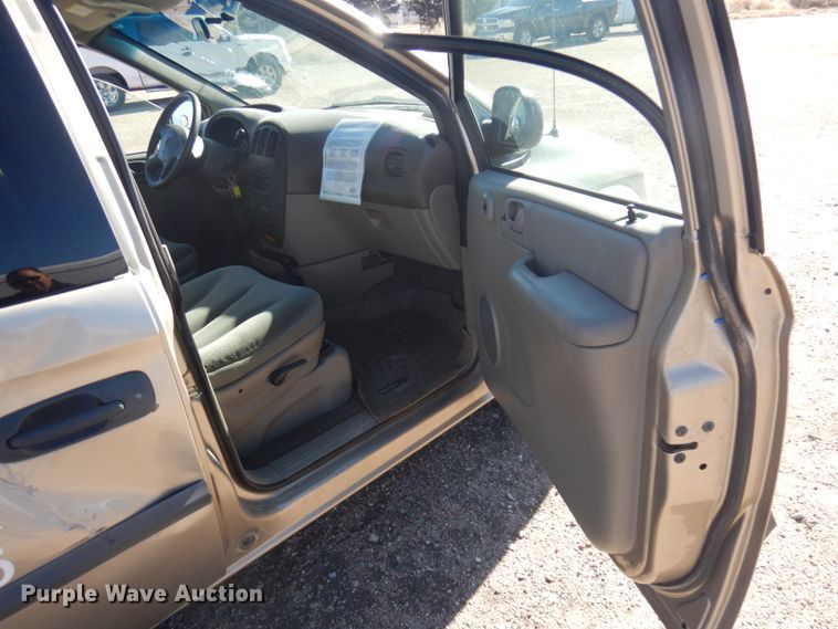 image for item KE9307 2004 Dodge Grand Caravan  van