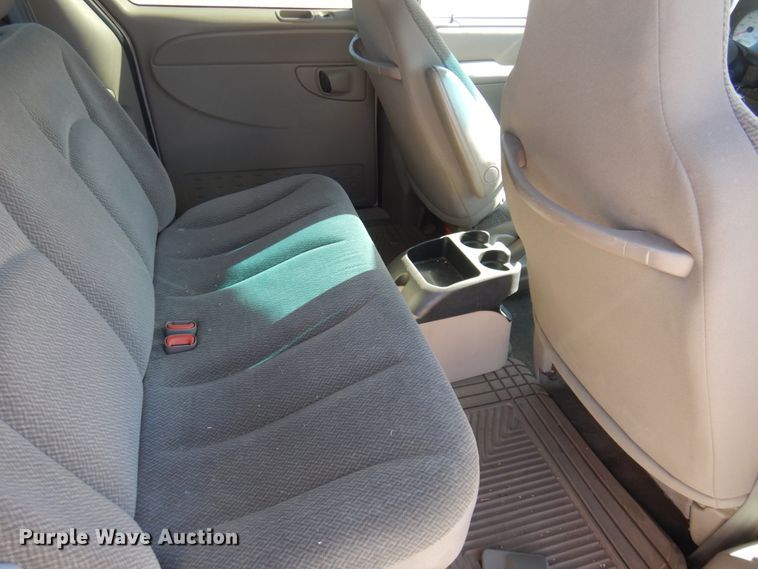 image for item KE9307 2004 Dodge Grand Caravan  van