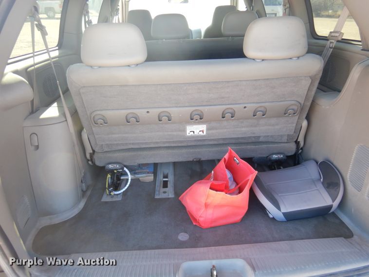 image for item KE9307 2004 Dodge Grand Caravan  van