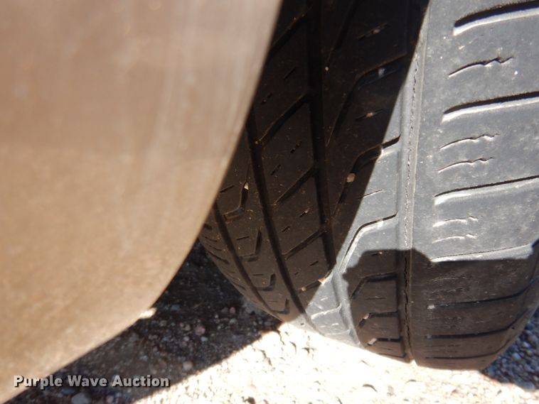 image for item KE9307 2004 Dodge Grand Caravan  van