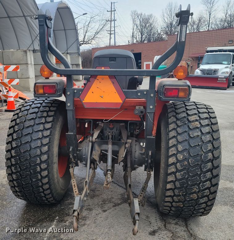 image for item KH9768 2006 Kubota L3830D  MFWD tractor