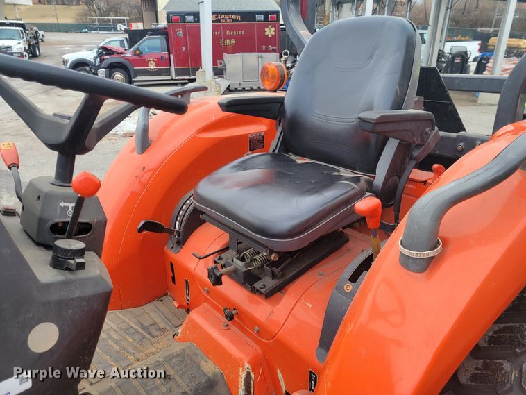 image for item KH9768 2006 Kubota L3830D  MFWD tractor