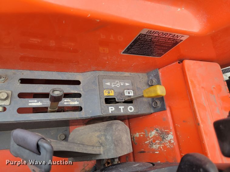 image for item KH9768 2006 Kubota L3830D  MFWD tractor