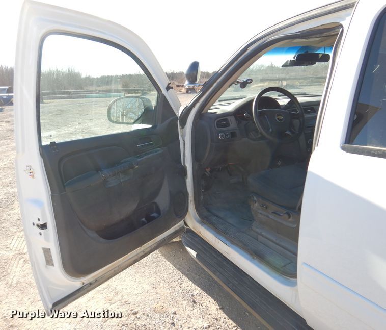 image for item KJ9530 2013 Chevrolet Tahoe Police  SUV