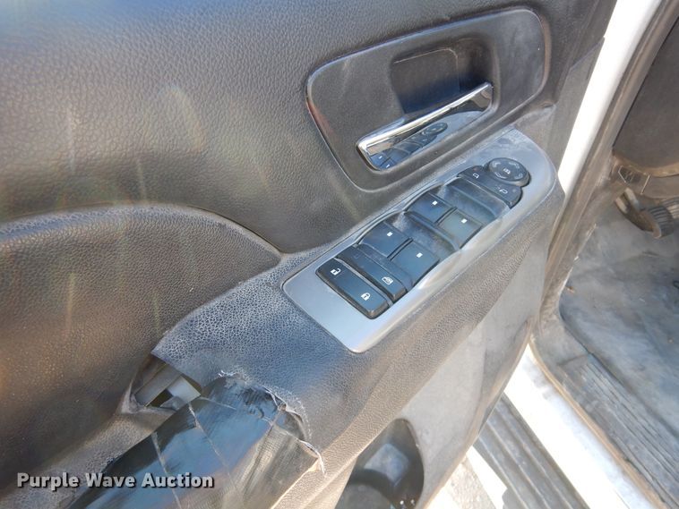 image for item KJ9530 2013 Chevrolet Tahoe Police  SUV