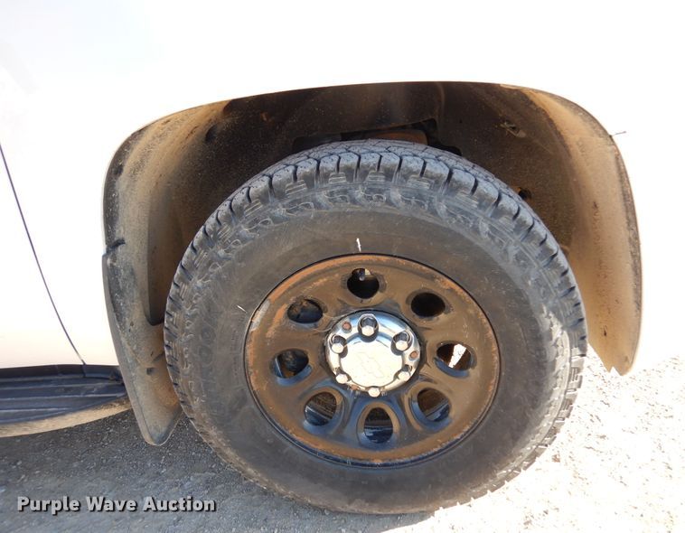 image for item KJ9530 2013 Chevrolet Tahoe Police  SUV