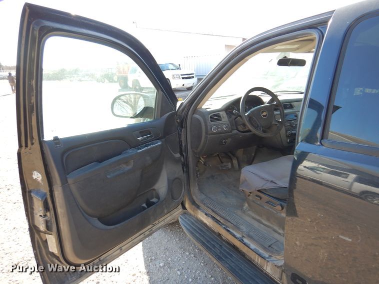 image for item KJ9531 2010 Chevrolet Tahoe  SUV