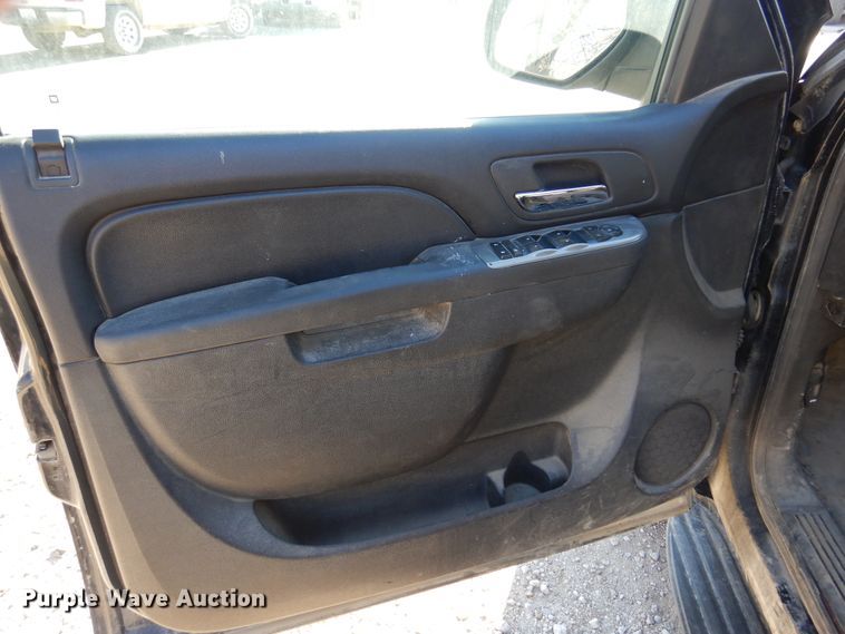 image for item KJ9531 2010 Chevrolet Tahoe  SUV