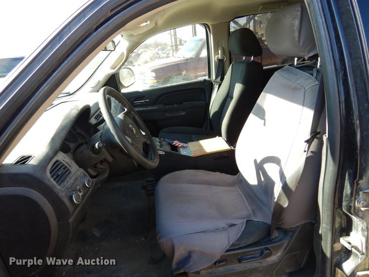 image for item KJ9531 2010 Chevrolet Tahoe  SUV