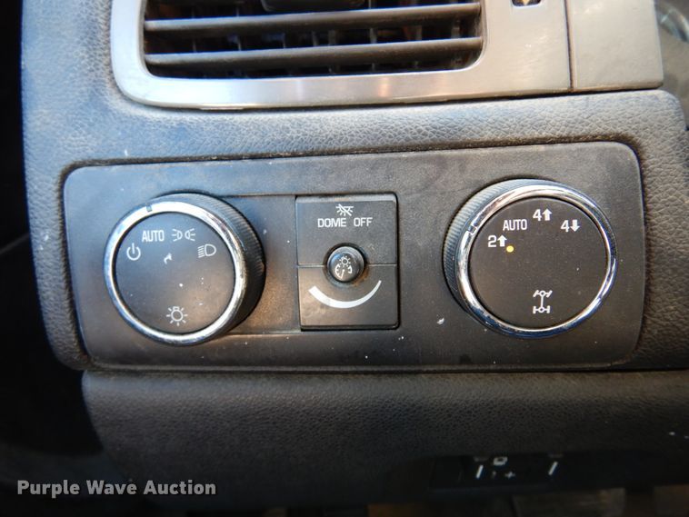 image for item KJ9531 2010 Chevrolet Tahoe  SUV