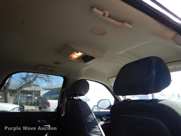 image for item KJ9531 2010 Chevrolet Tahoe  SUV