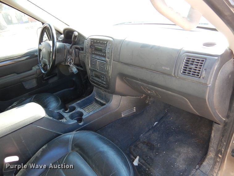 image for item KJ9532 2002 Ford Explorer  SUV