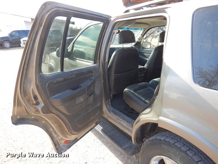 image for item KJ9532 2002 Ford Explorer  SUV