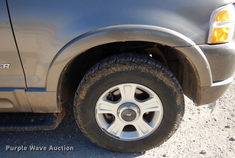 image for item KJ9532 2002 Ford Explorer  SUV