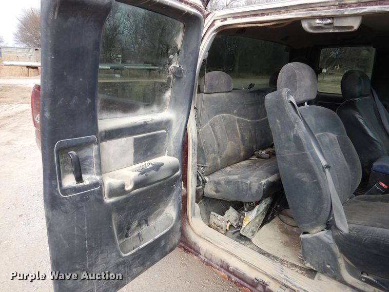 image for item KJ9534 2002 Chevrolet Silverado 1500  Ext. Cab pickup truck