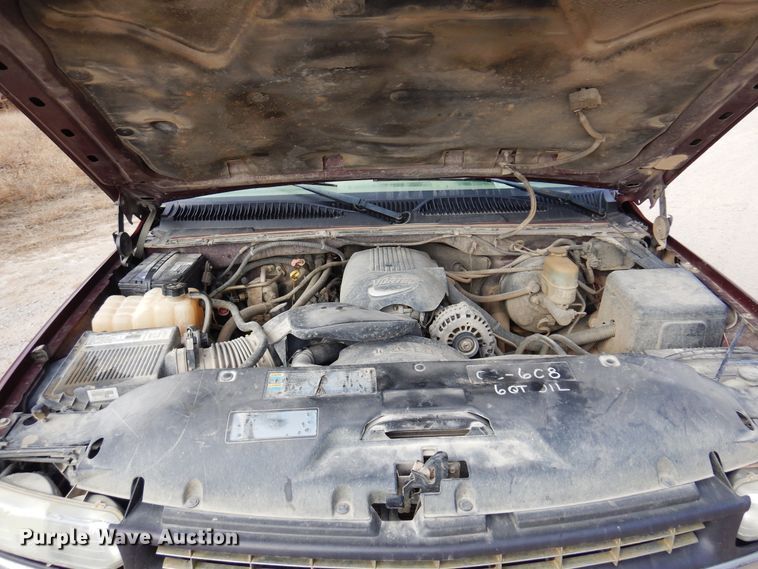 image for item KJ9534 2002 Chevrolet Silverado 1500  Ext. Cab pickup truck