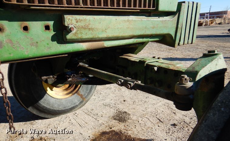 image for item KJ9535 1974 John Deere 4430  tractor