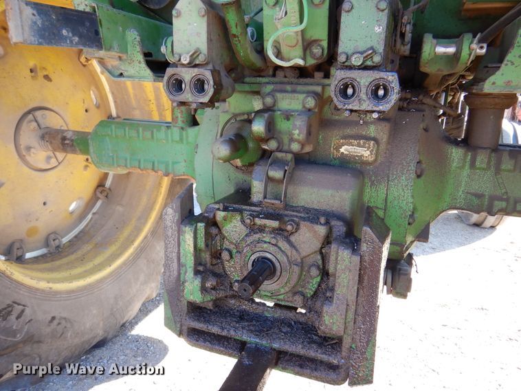 image for item KJ9535 1974 John Deere 4430  tractor