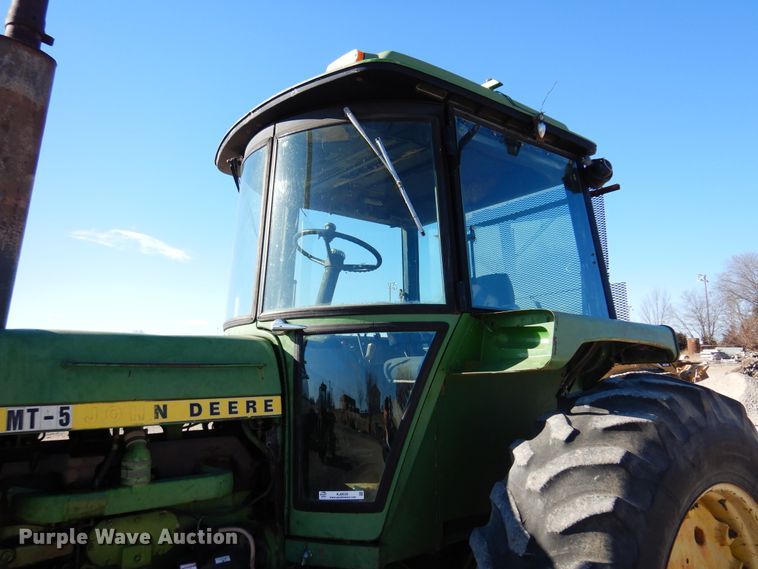 image for item KJ9535 1974 John Deere 4430  tractor