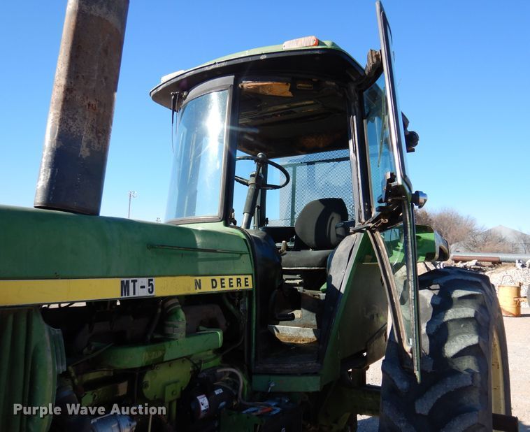 image for item KJ9535 1974 John Deere 4430  tractor