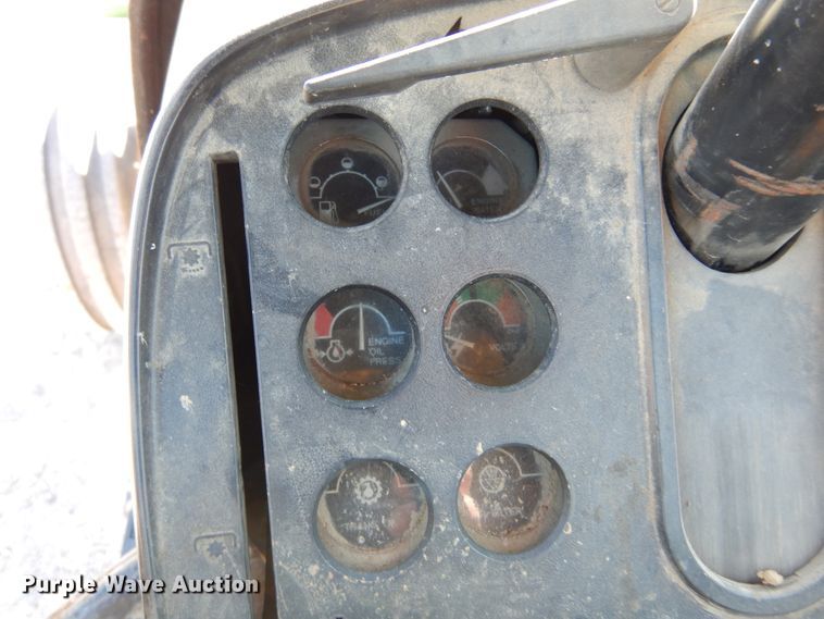 image for item KJ9535 1974 John Deere 4430  tractor