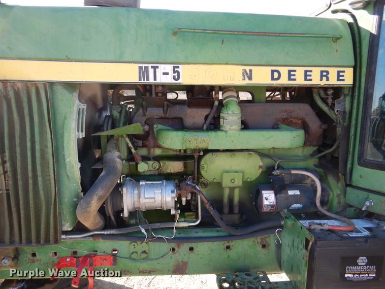 image for item KJ9535 1974 John Deere 4430  tractor