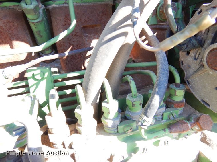 image for item KJ9535 1974 John Deere 4430  tractor